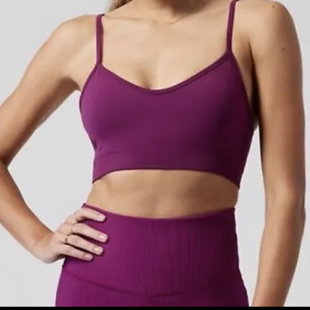 NWOT Athleta Renew Bra Can wear Reg Or Racerback Exotic Fushia-Size M-D-DD